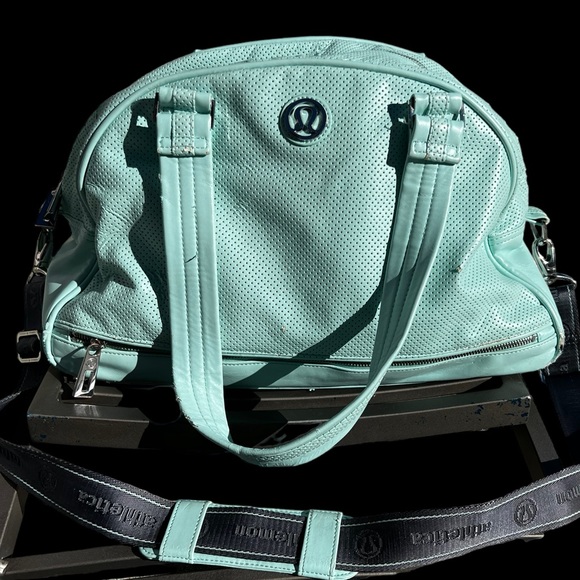 lululemon athletica Handbags - Lululemon Athletica Duffle Bag in Mint